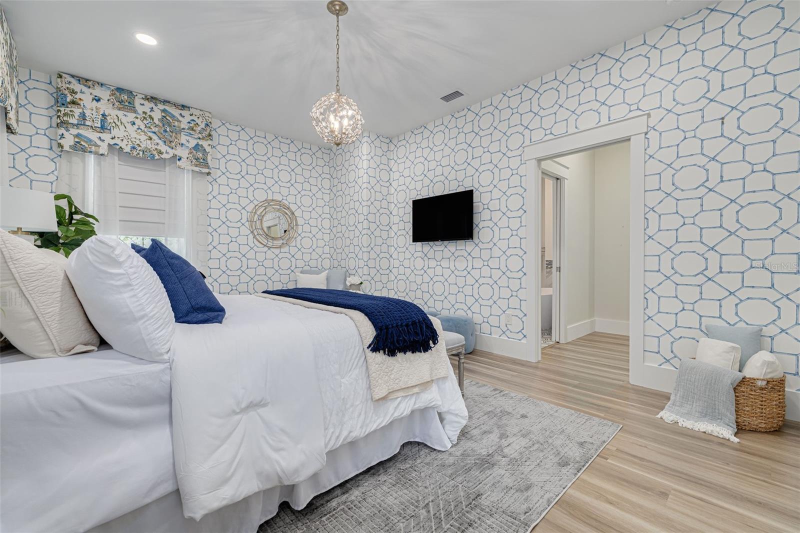 1st floor Primary bedroom