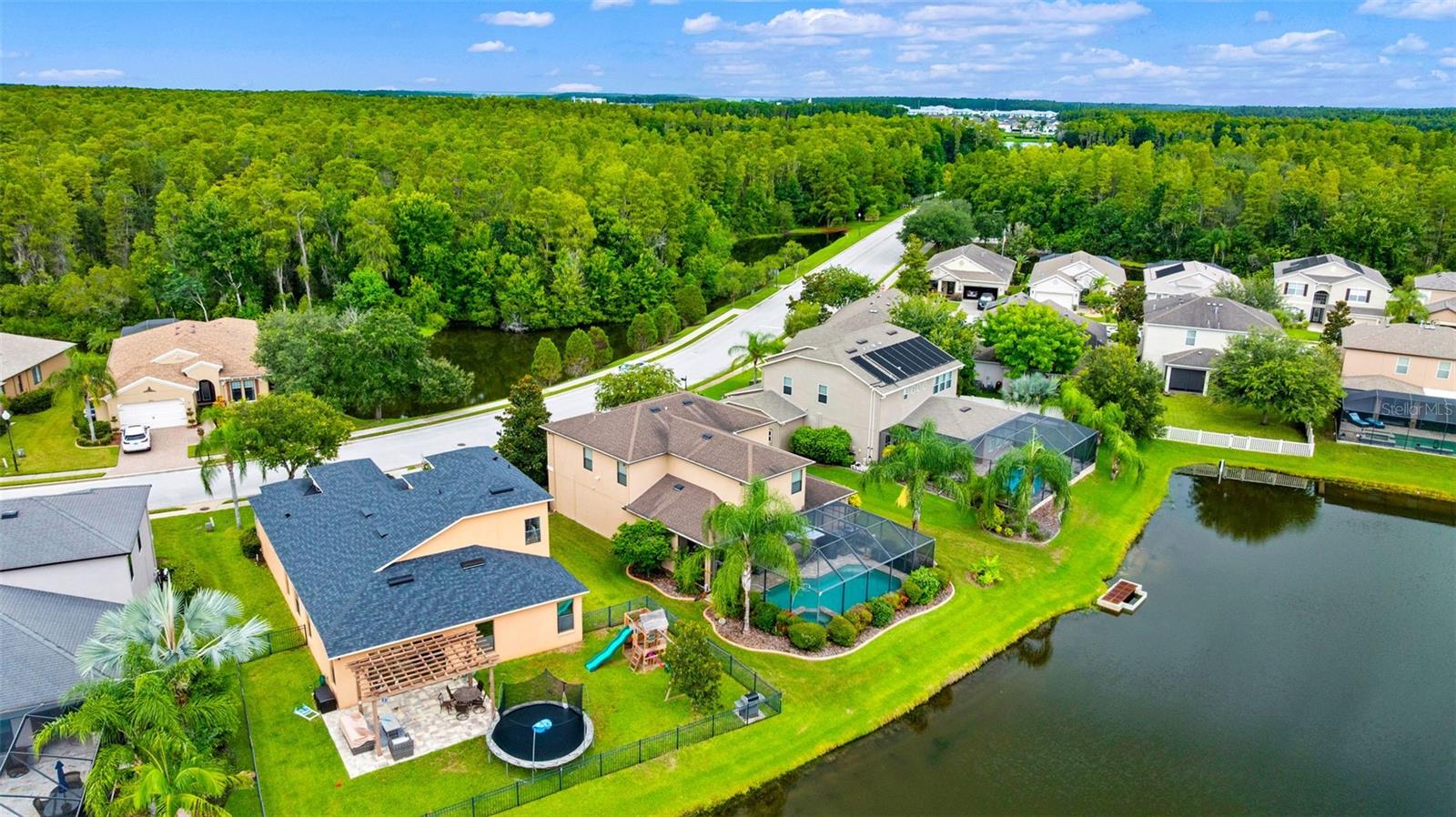 Beautiful and well maintained neighborhood all around