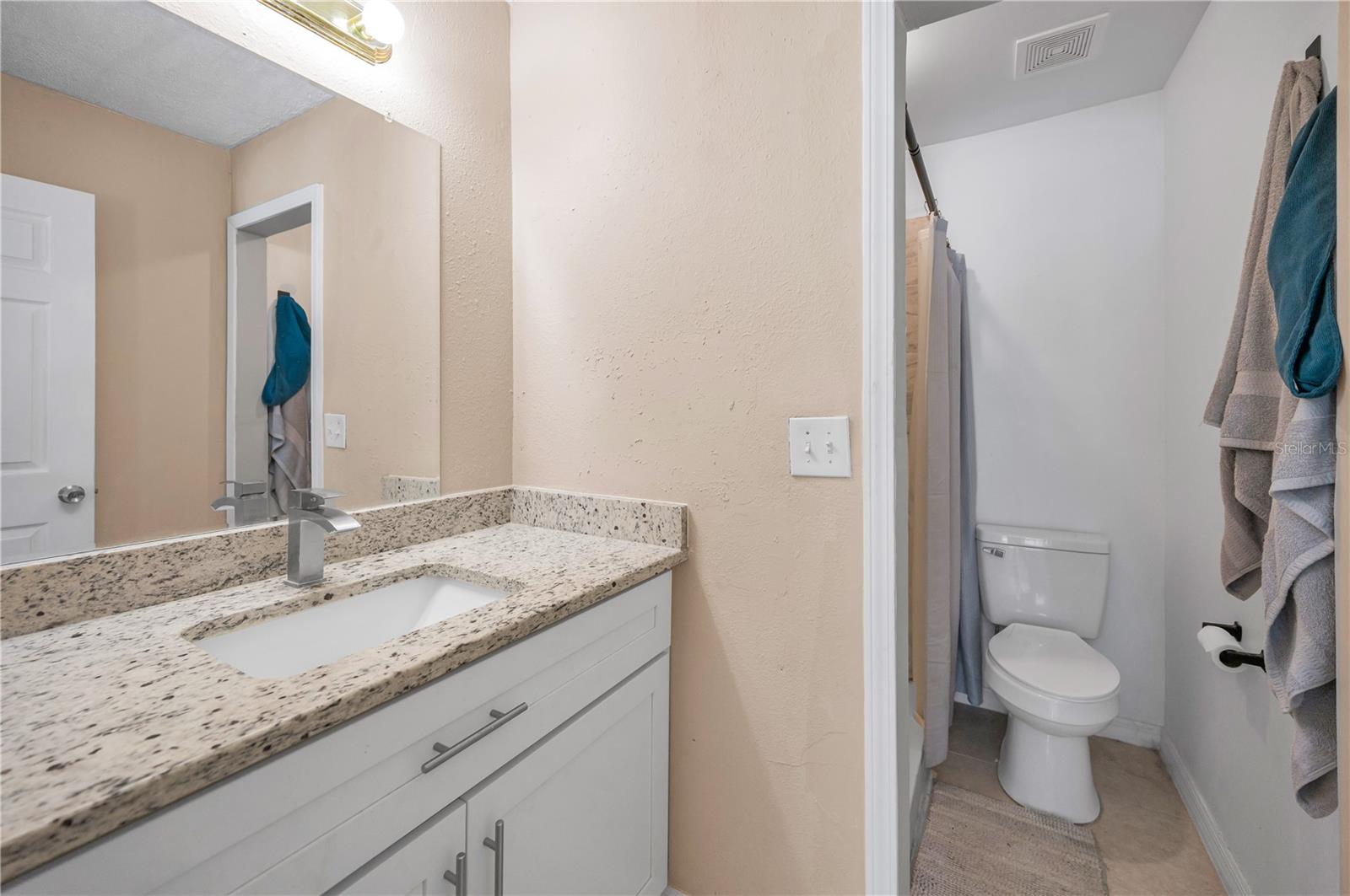 Primary Bathroom En Suite
