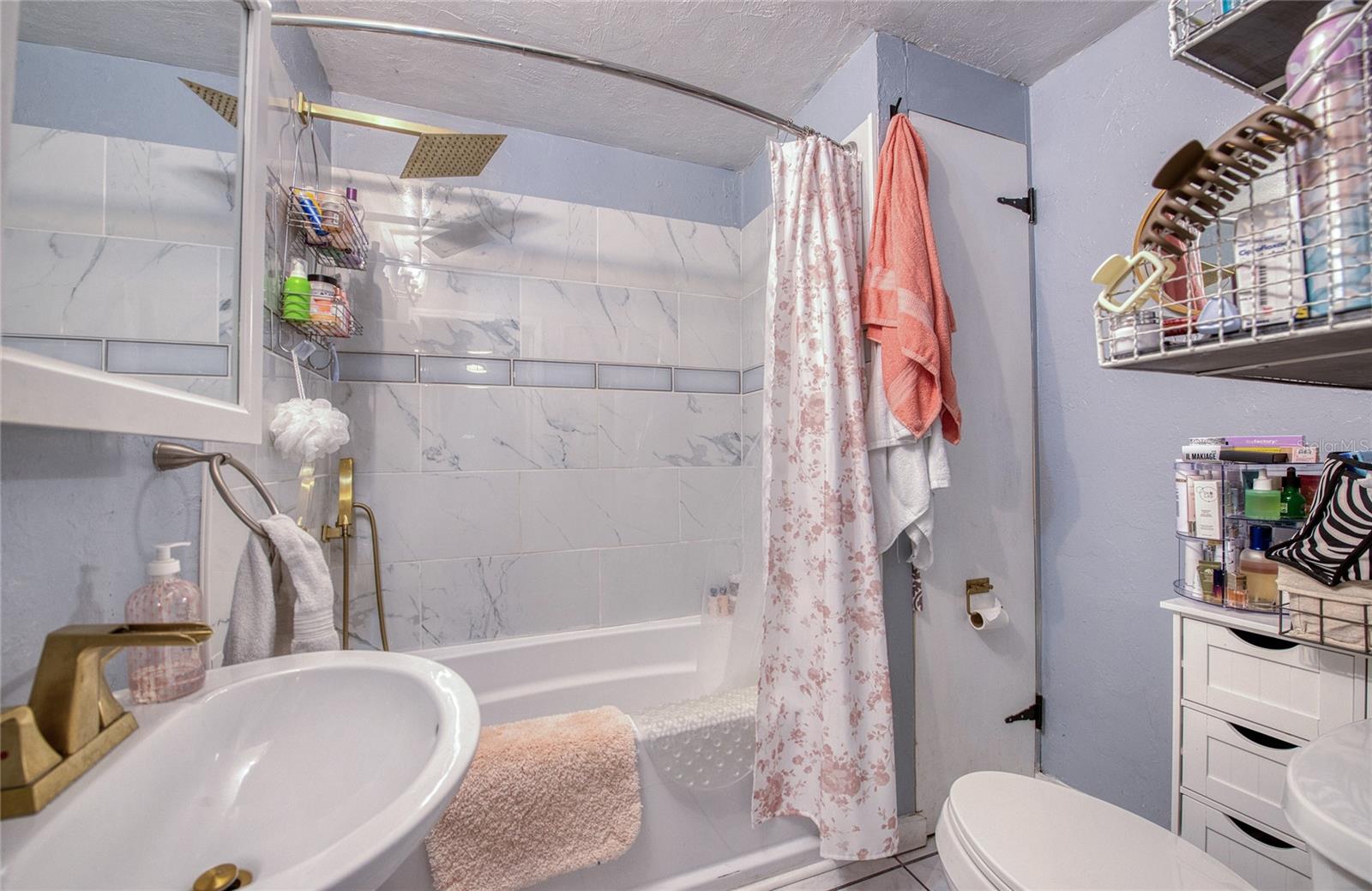Bathroom on Long-Term Tenant Side
