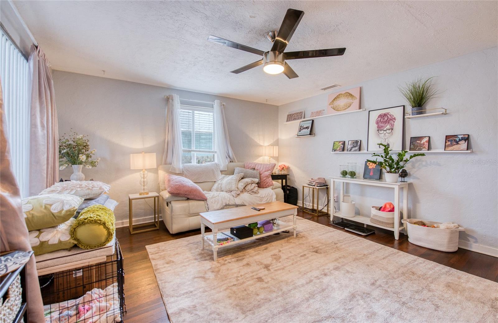 Living Area on Long-Term Tenant Side