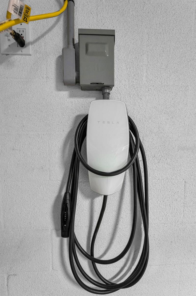 Private 2 car garage - Tesla charging station has been installed in your private garage - a very rare find in a condominium.