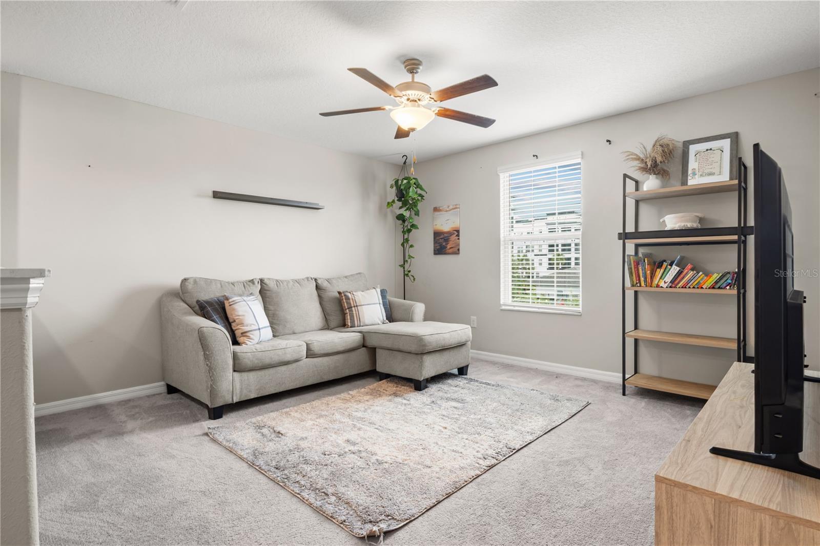 UPSTAIRS LOFT