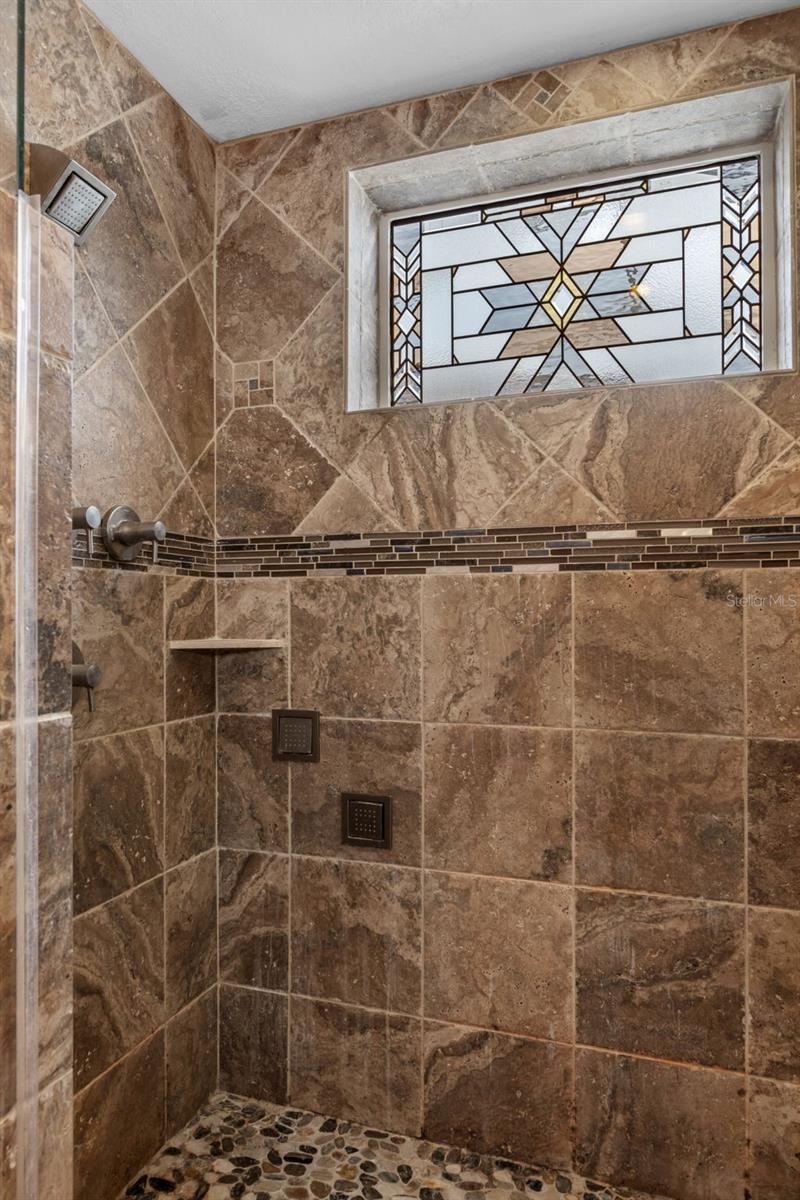 LUXURY SHOWER