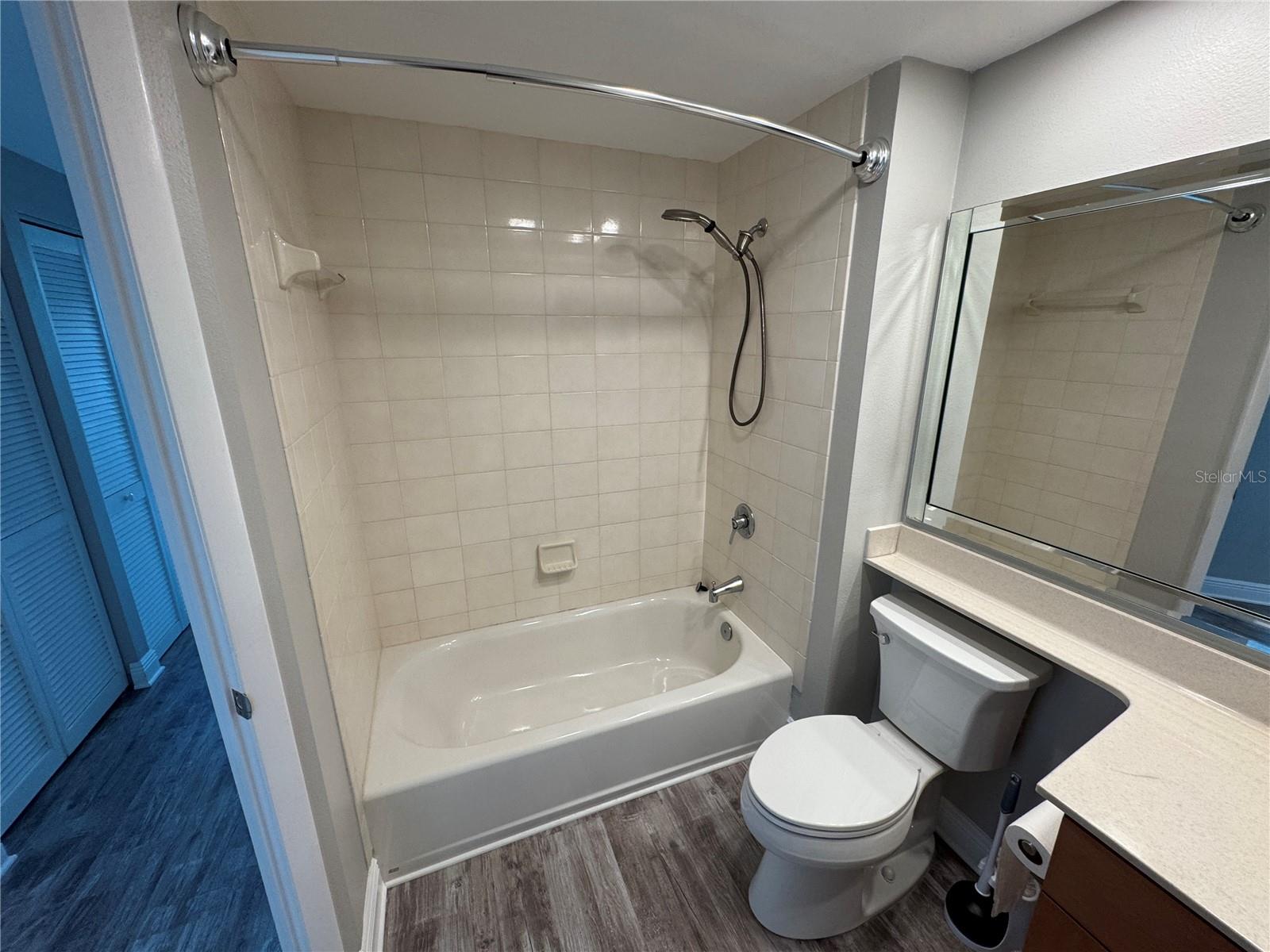 2nd bathroom