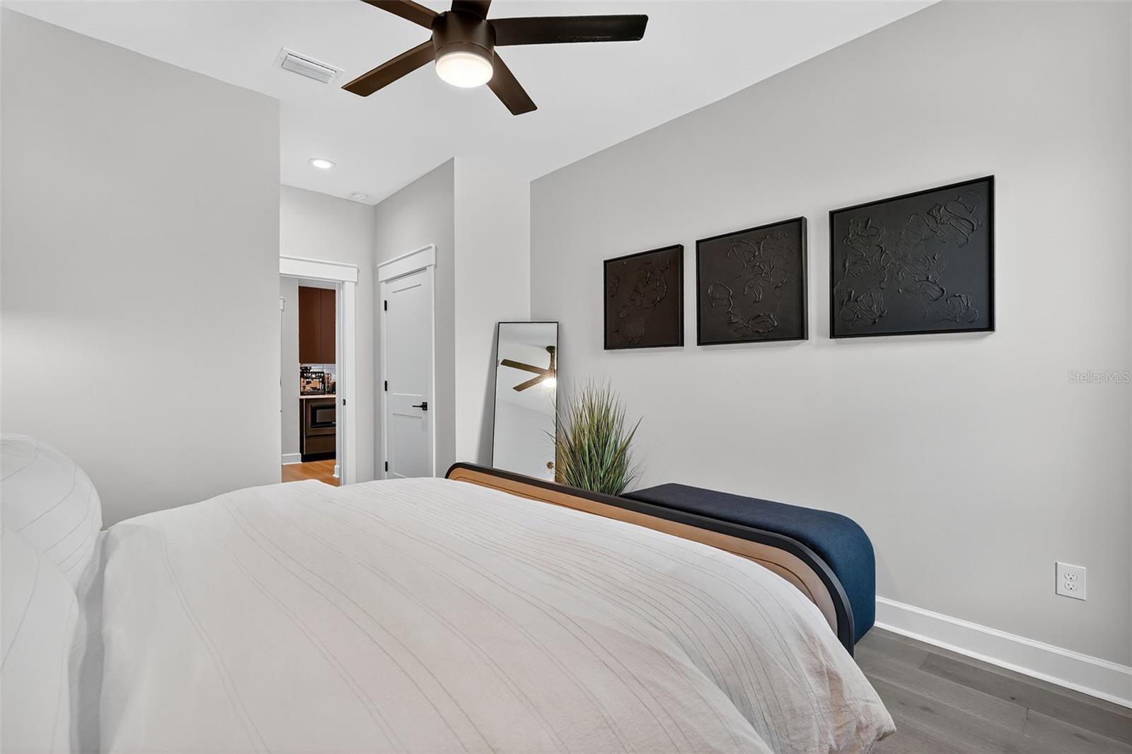 1st Floor Guest Bedroom