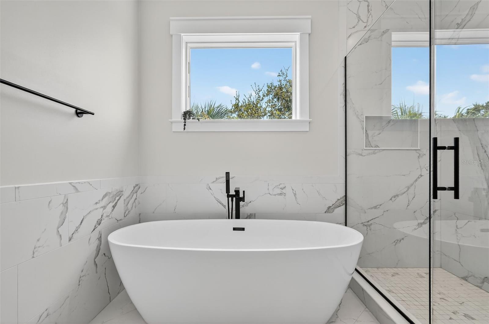Primary En Suite