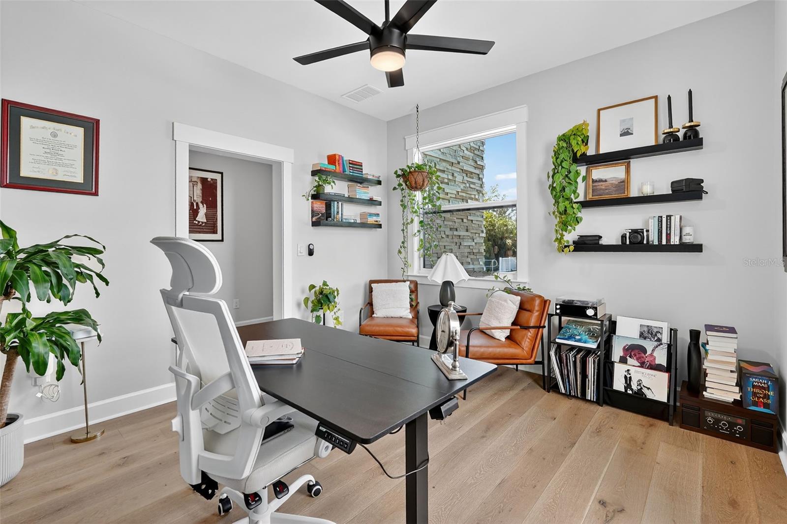 1st Floor Office