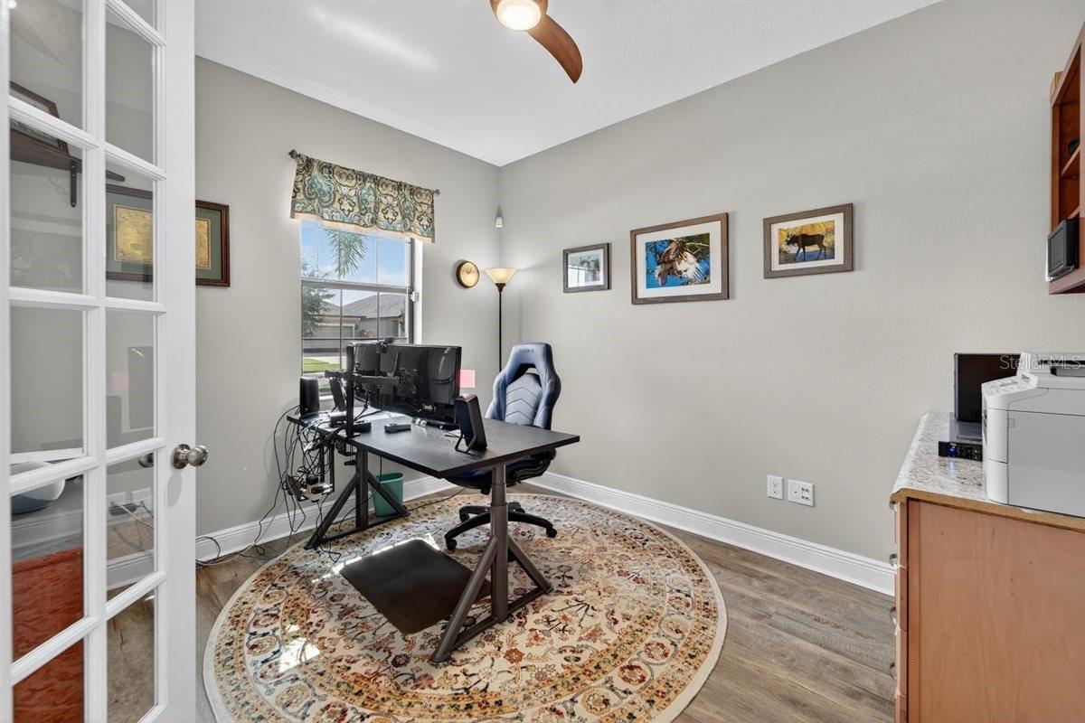 OFFICE/DEN