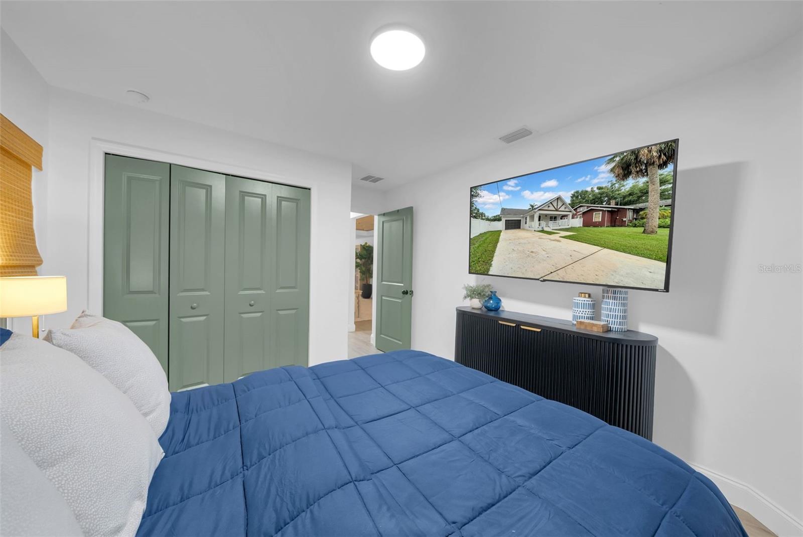 2nd Bedroom