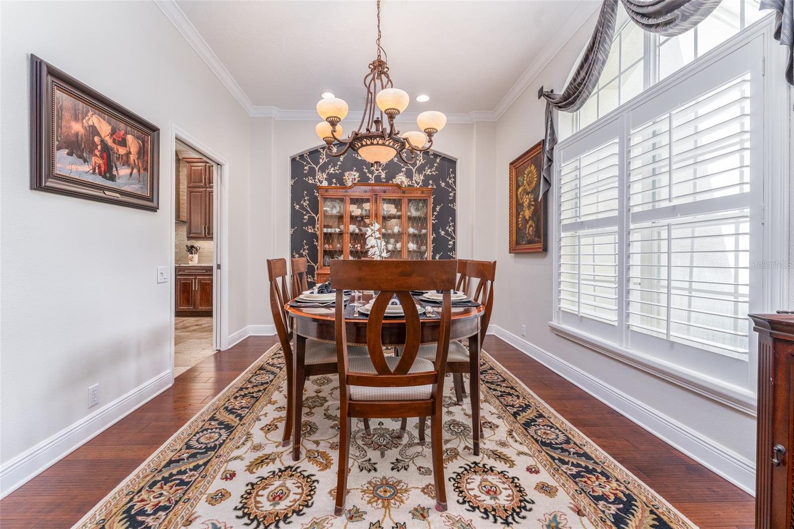 Formal Dining Area off Foyer & Kitchen