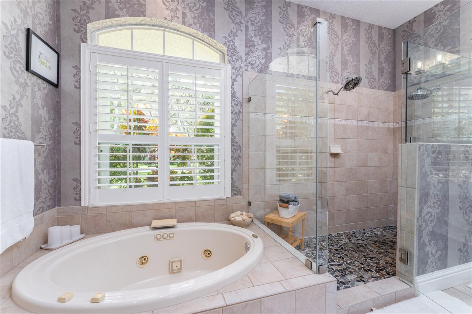 Primary EnSuite Bath with Jetted Soaking Tub