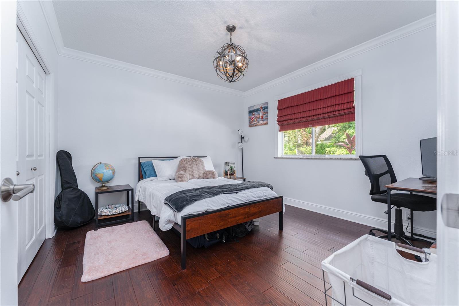 Bed 3 with Built in Closet Organizers
