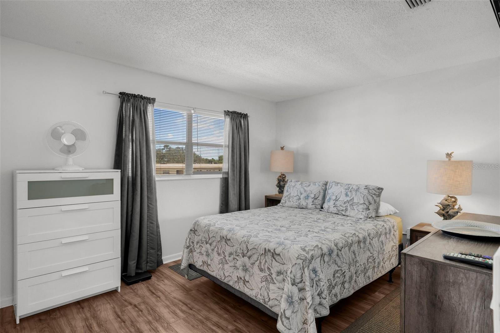 Spacious primary suite