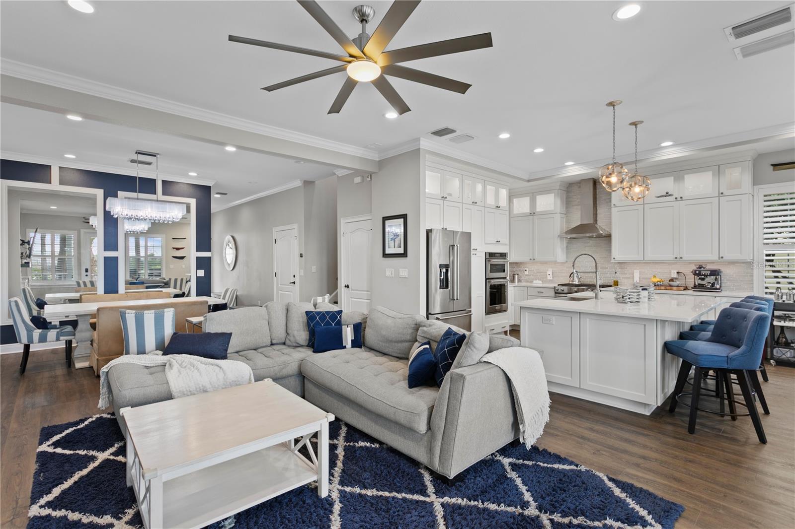 View toward kitchen
