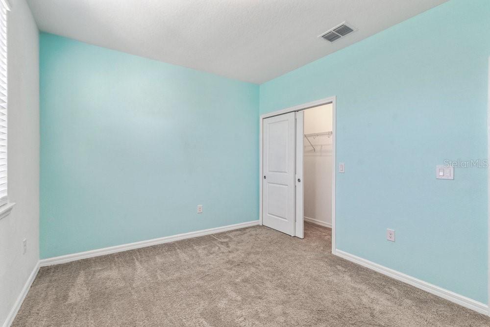 Upstairs secondary bedroom