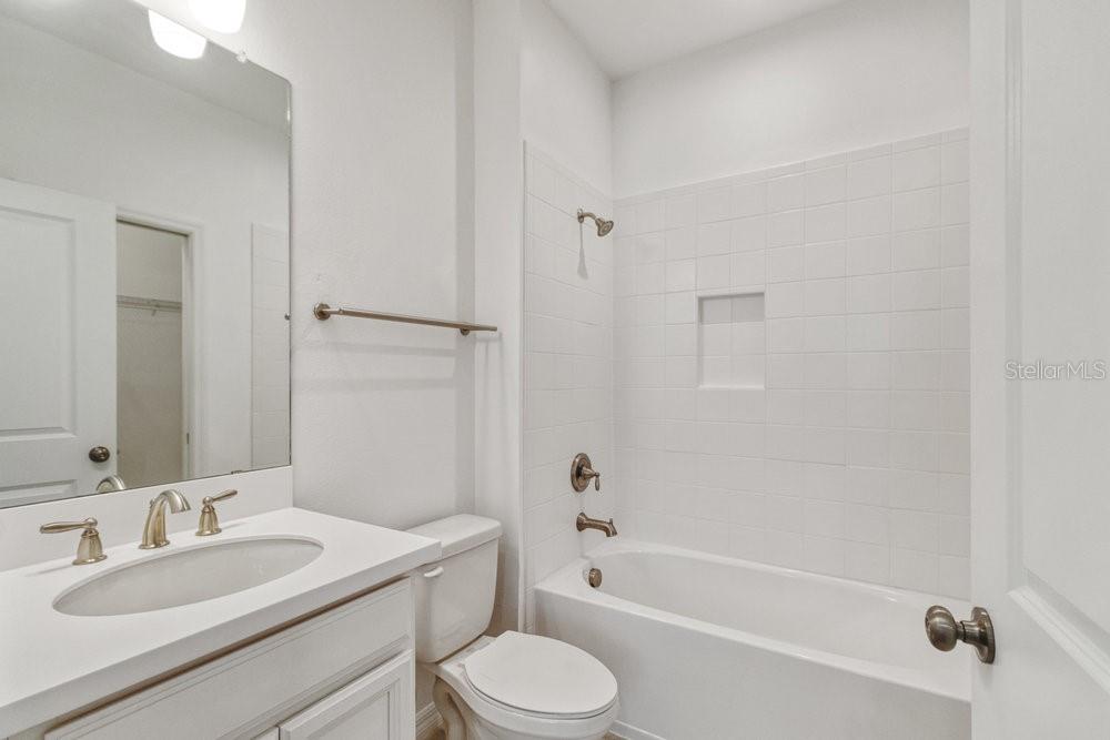 Lower-level Secondary ensuite