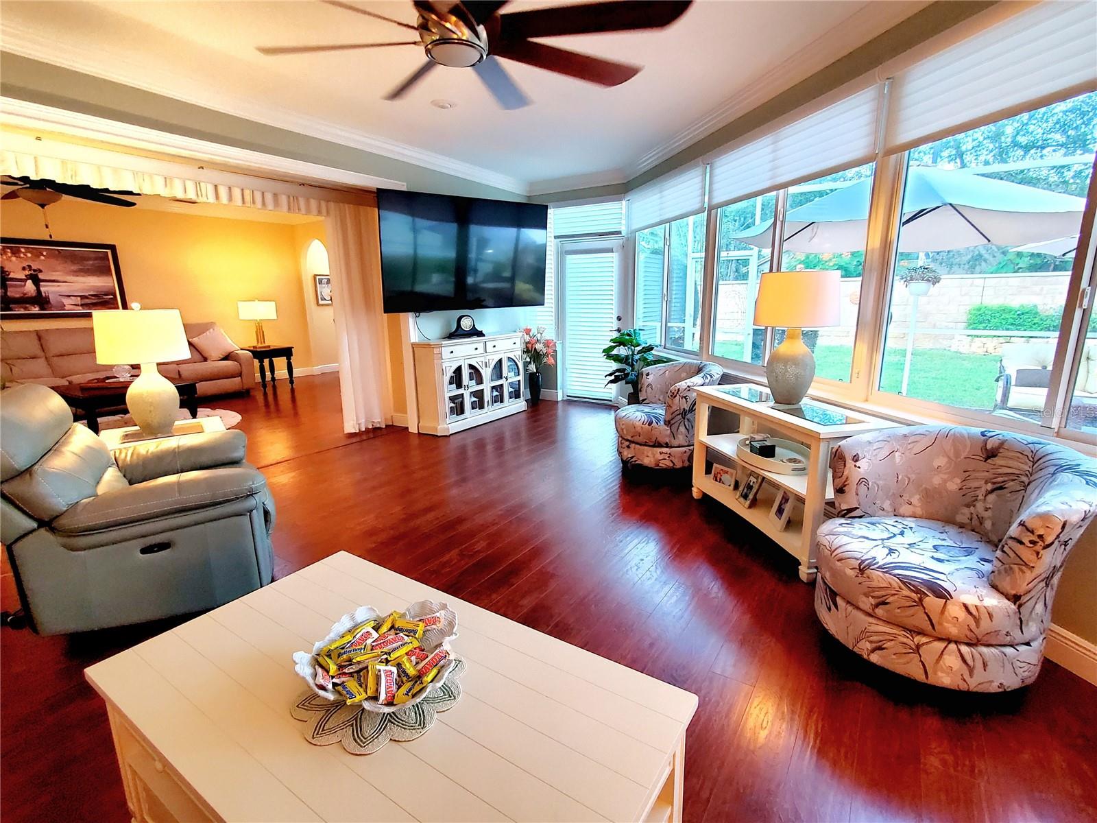 SUN ROOM