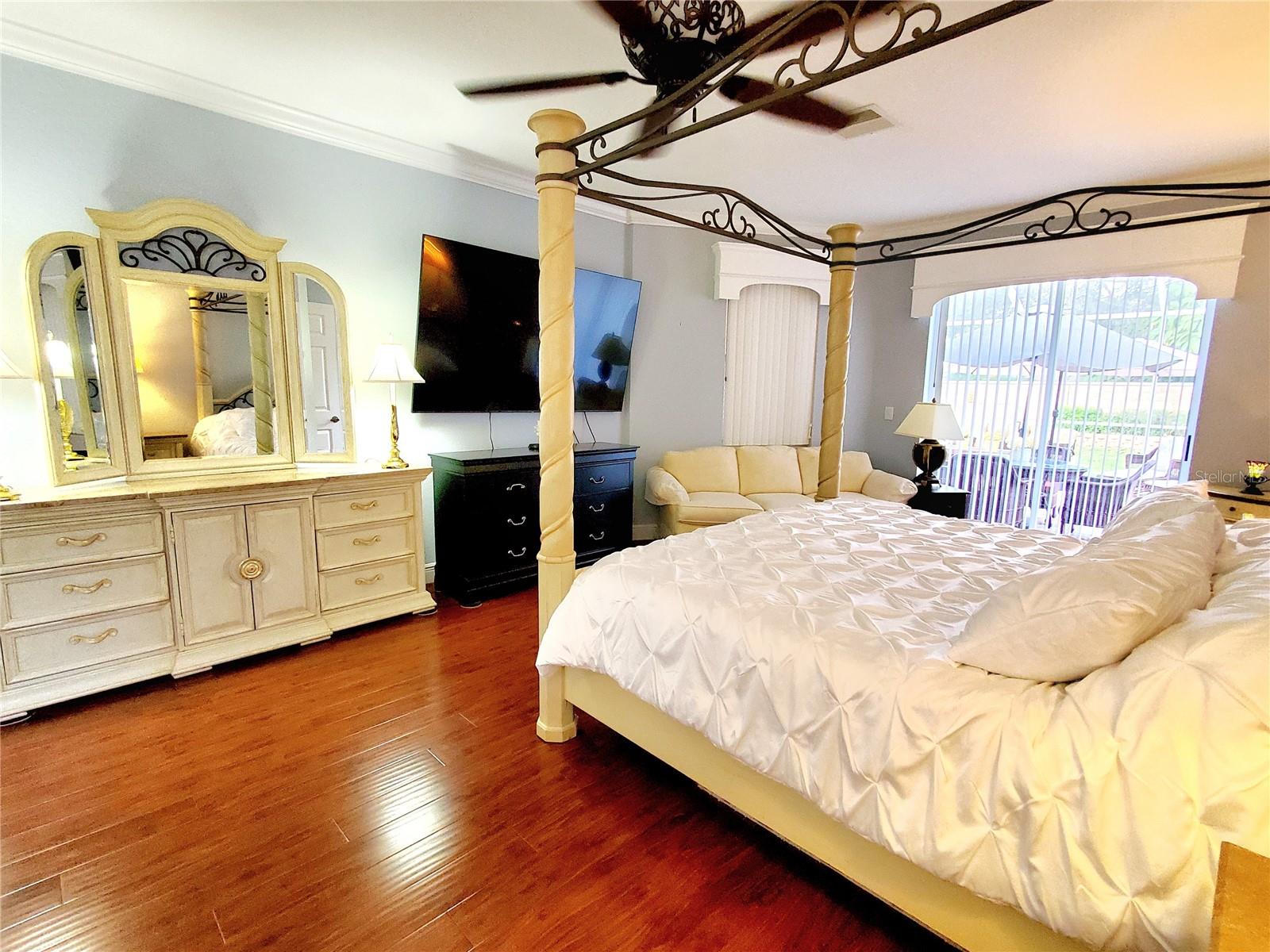 MASTER BEDROOM RETREAT