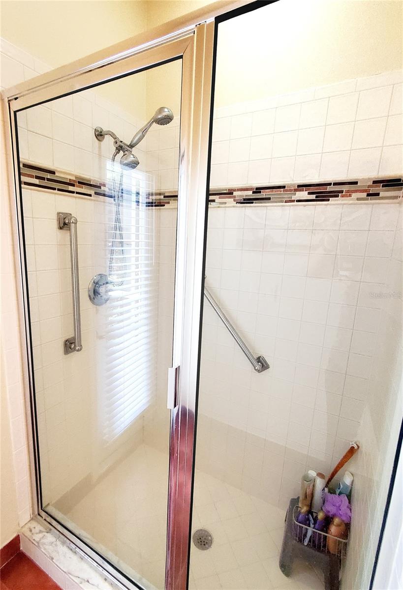 GLASS SHOWER