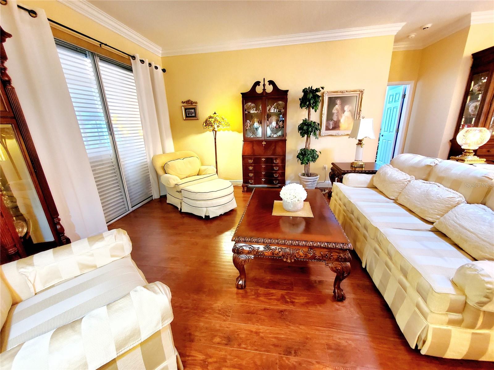 FORMAL LIVING ROOM