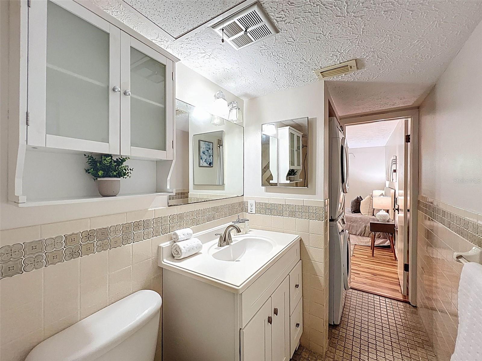 Primary bath with laundry