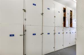 Private storage Locker
