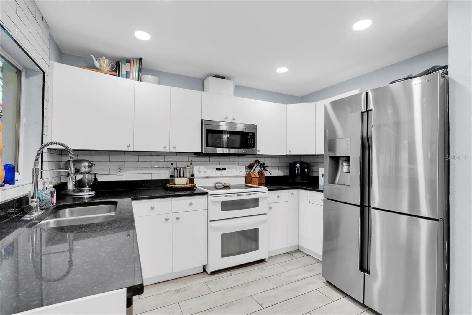 All appliances are included!