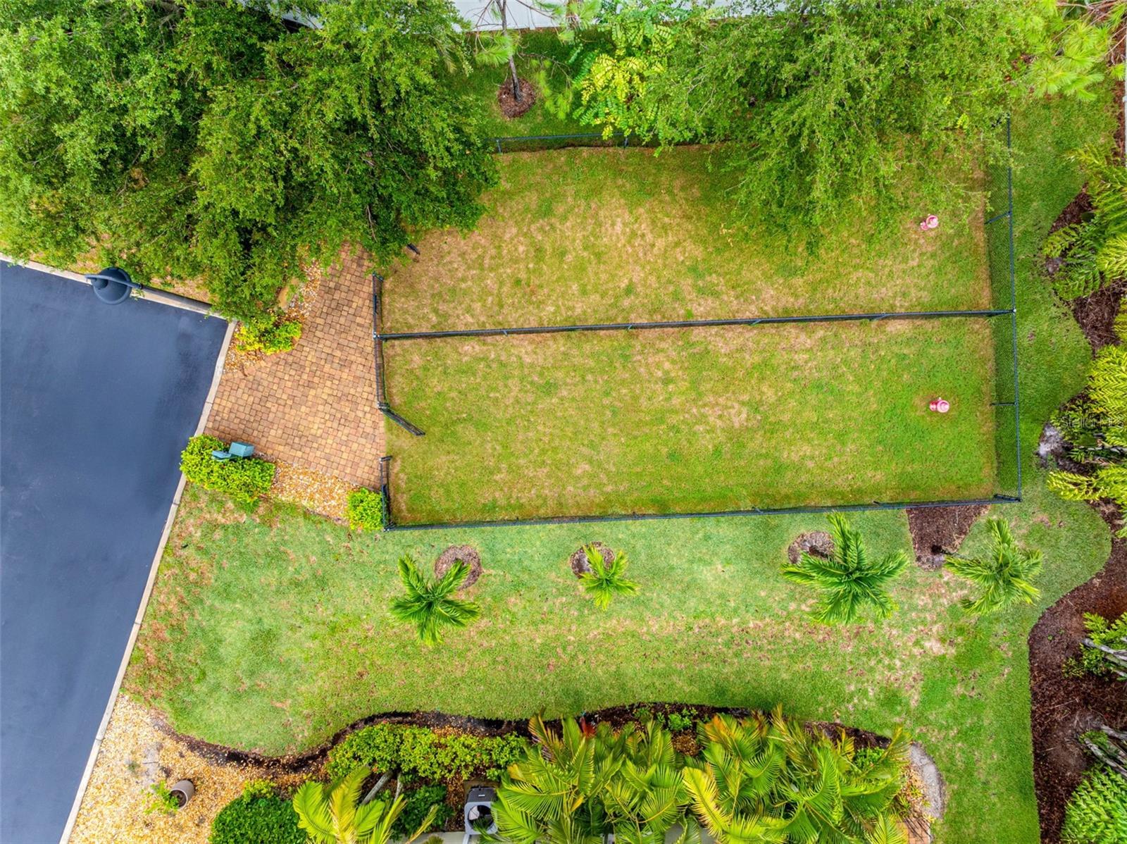 Dog park in the complex for your fur babies!