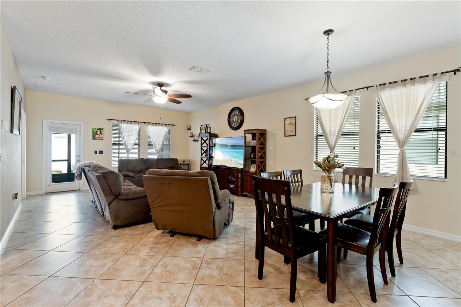 Dining/Family Room