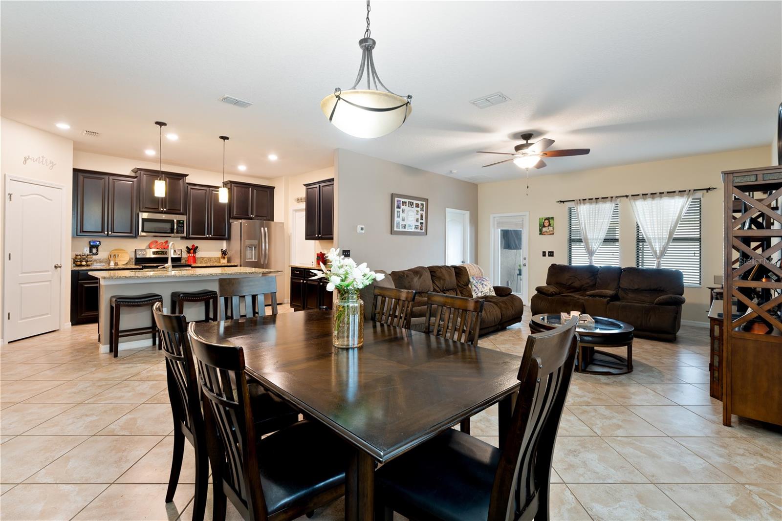 Dining/Kitchen