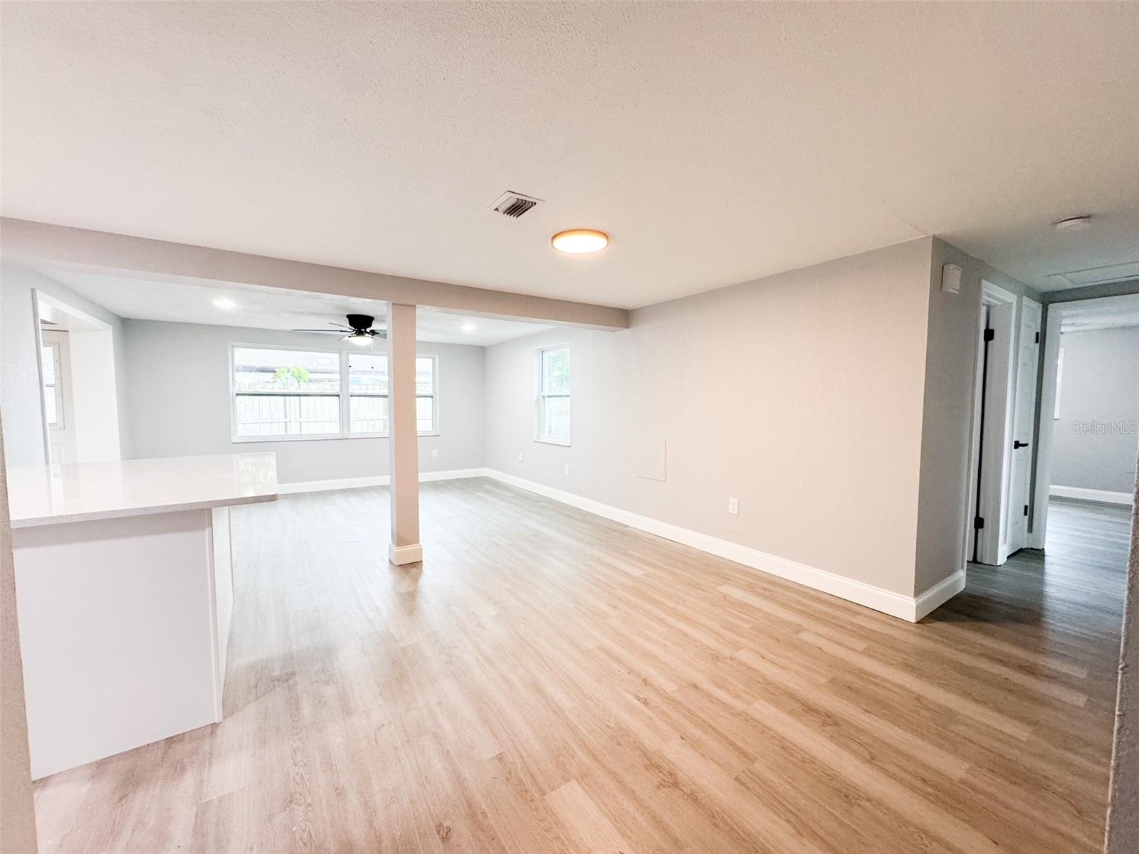 Dining Area/Breakfast Bar