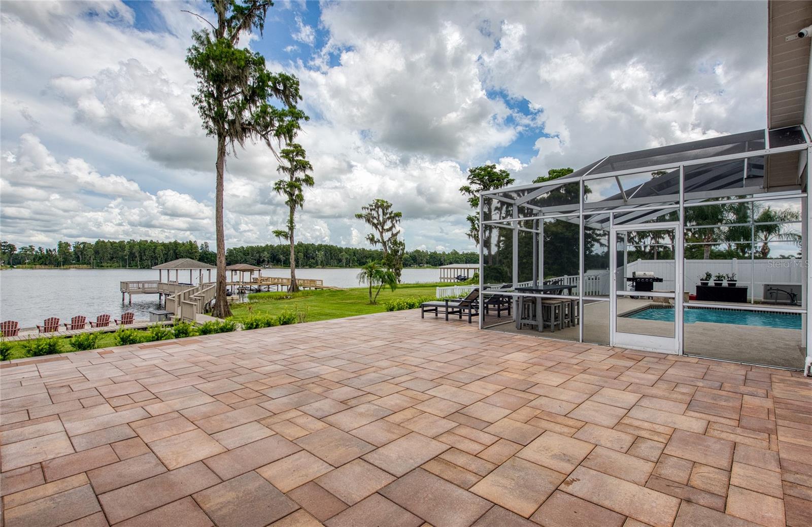 Rear Patio. (2)