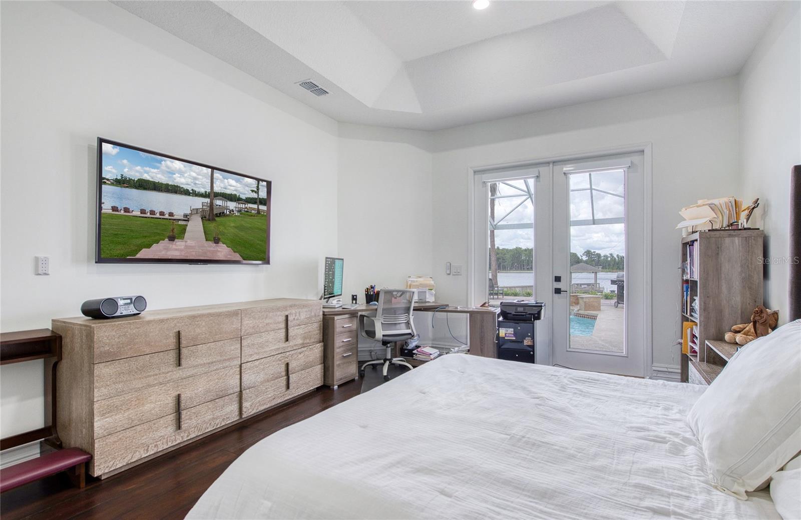 Master Bedroom. (2)
