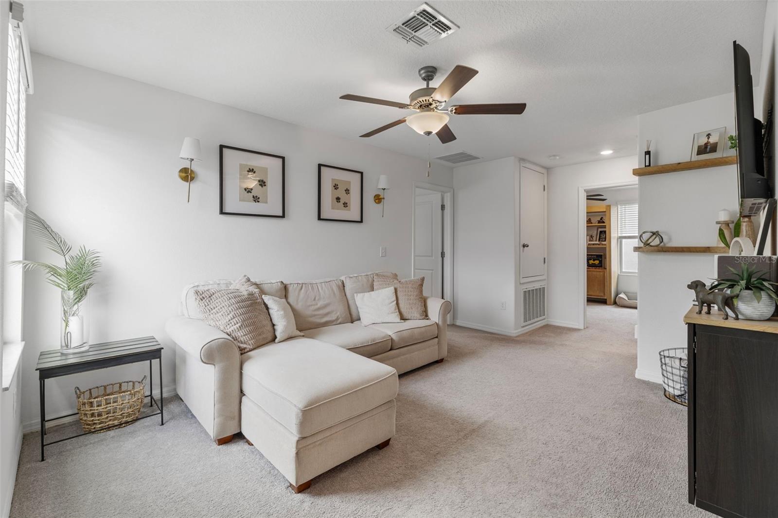 Upstairs Loft!