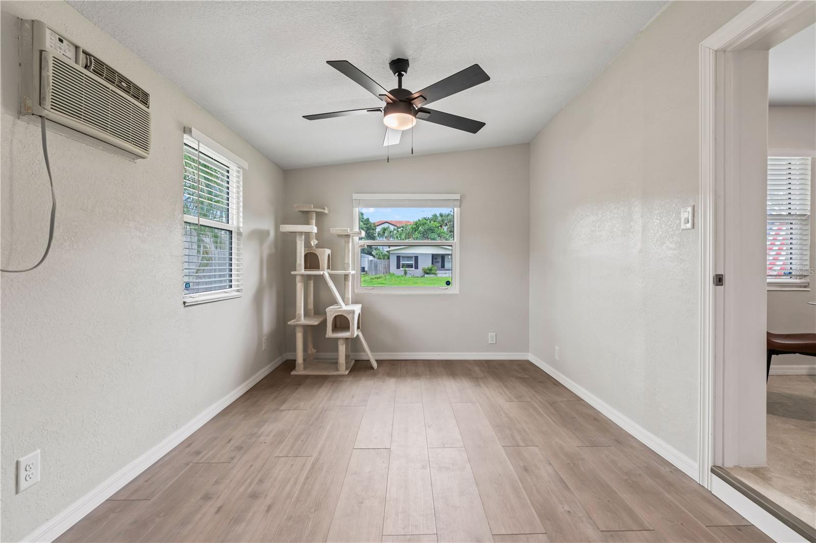 Bedroom 4/ Flex Space