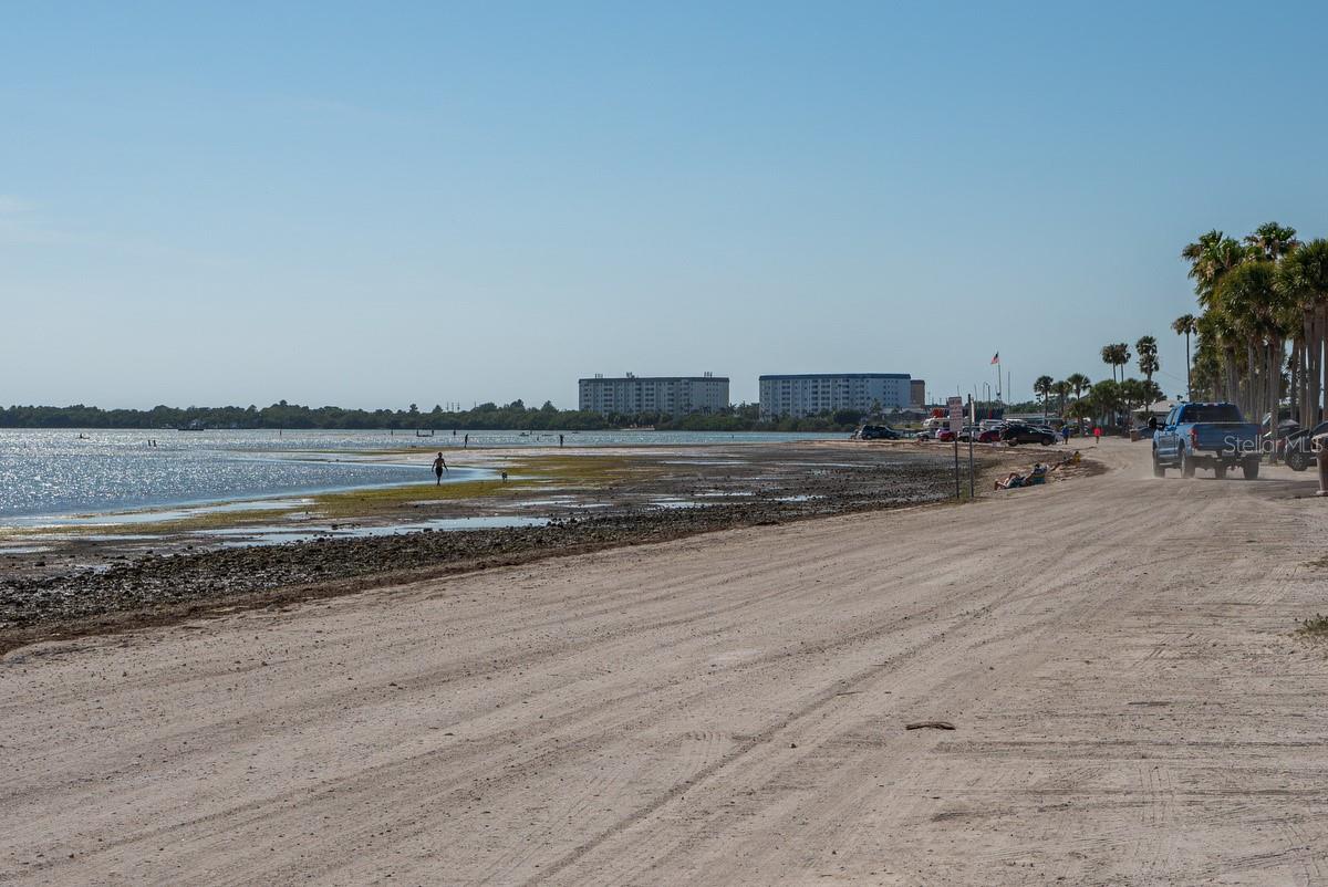 Dunedin Causeway