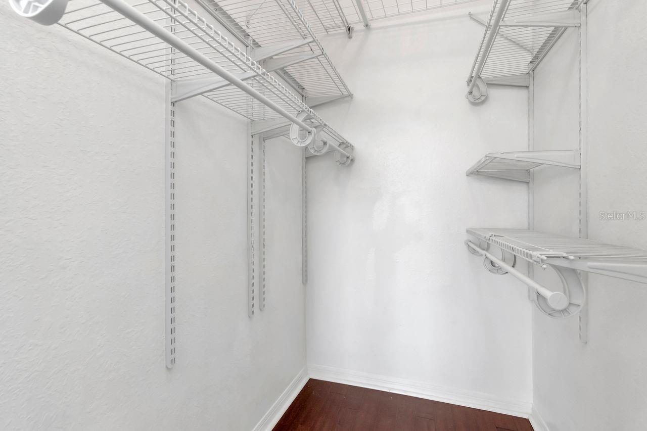 Walk in closet