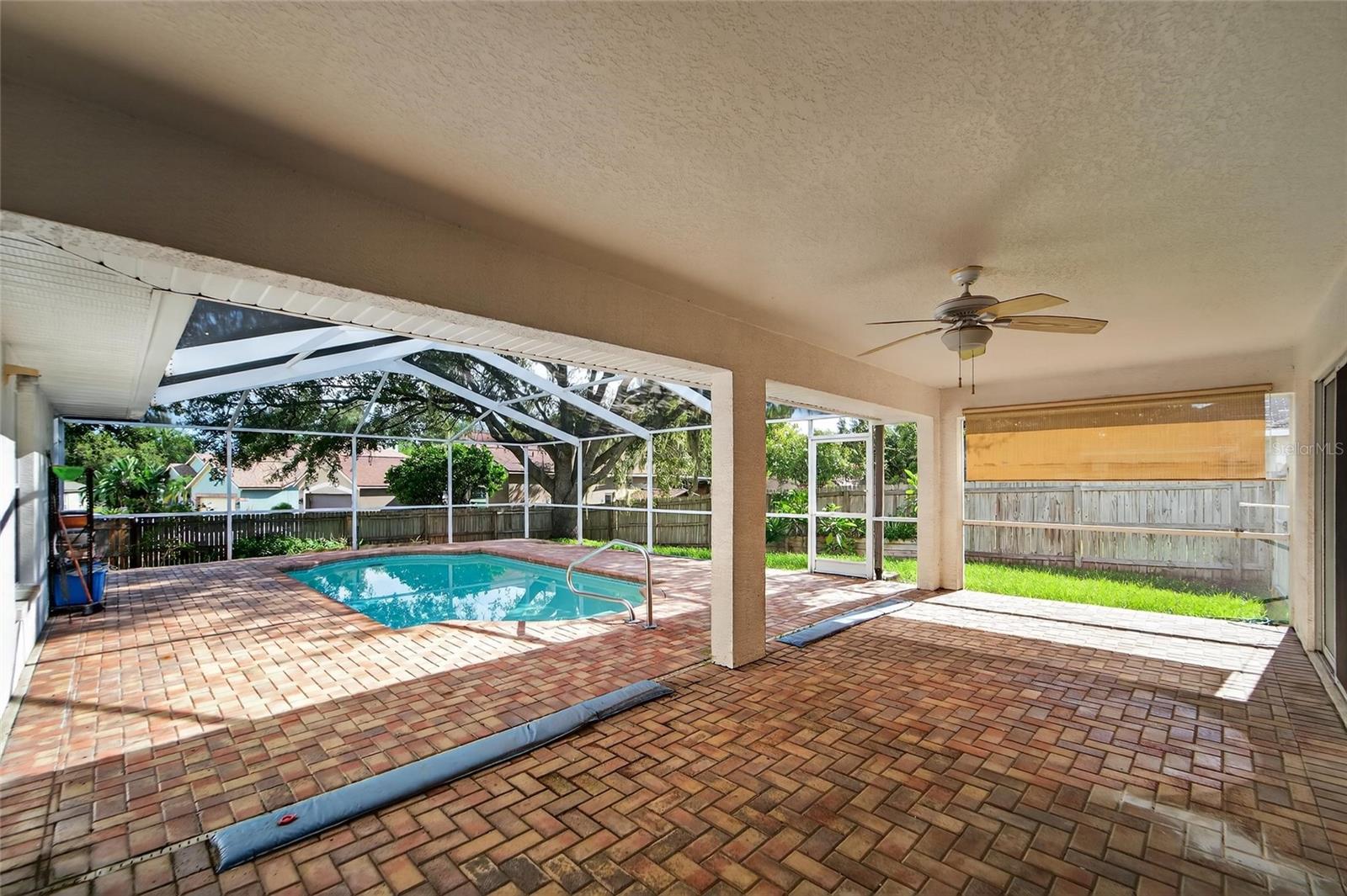 COVERED LANAI