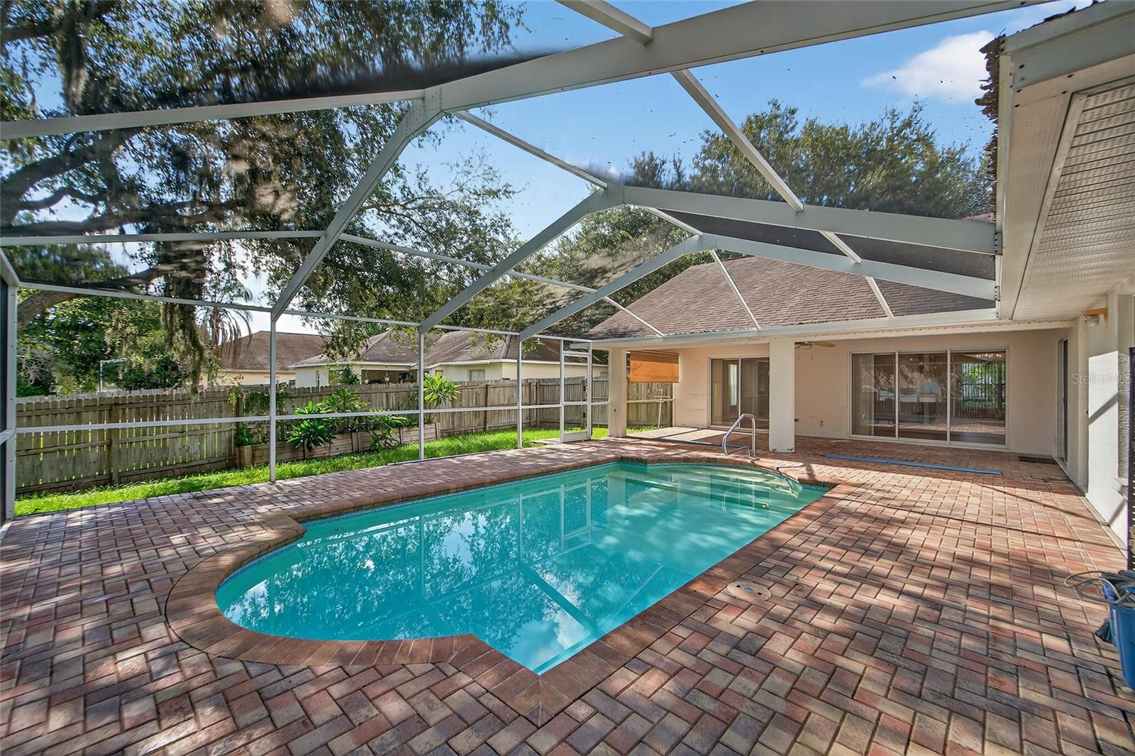 This house has an AMAZING Pool Retreat!
