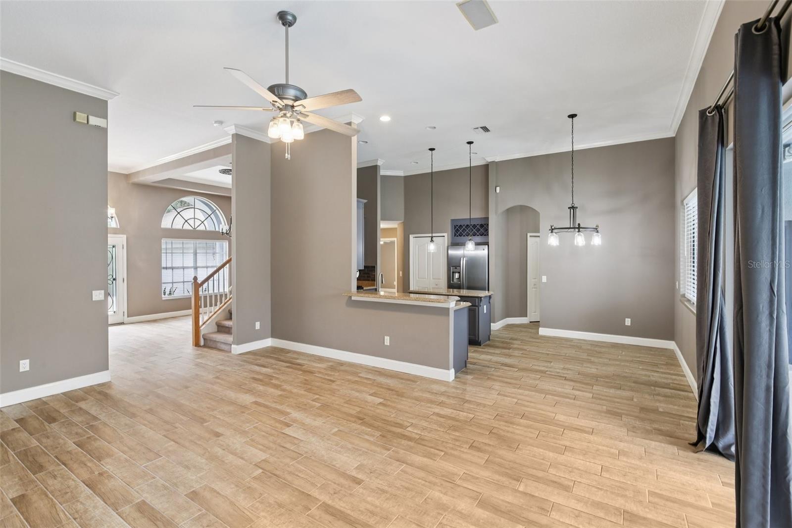 LIVING ROOM PROVIDES SPACE FOR ALL FAMILY AND GUESTS!