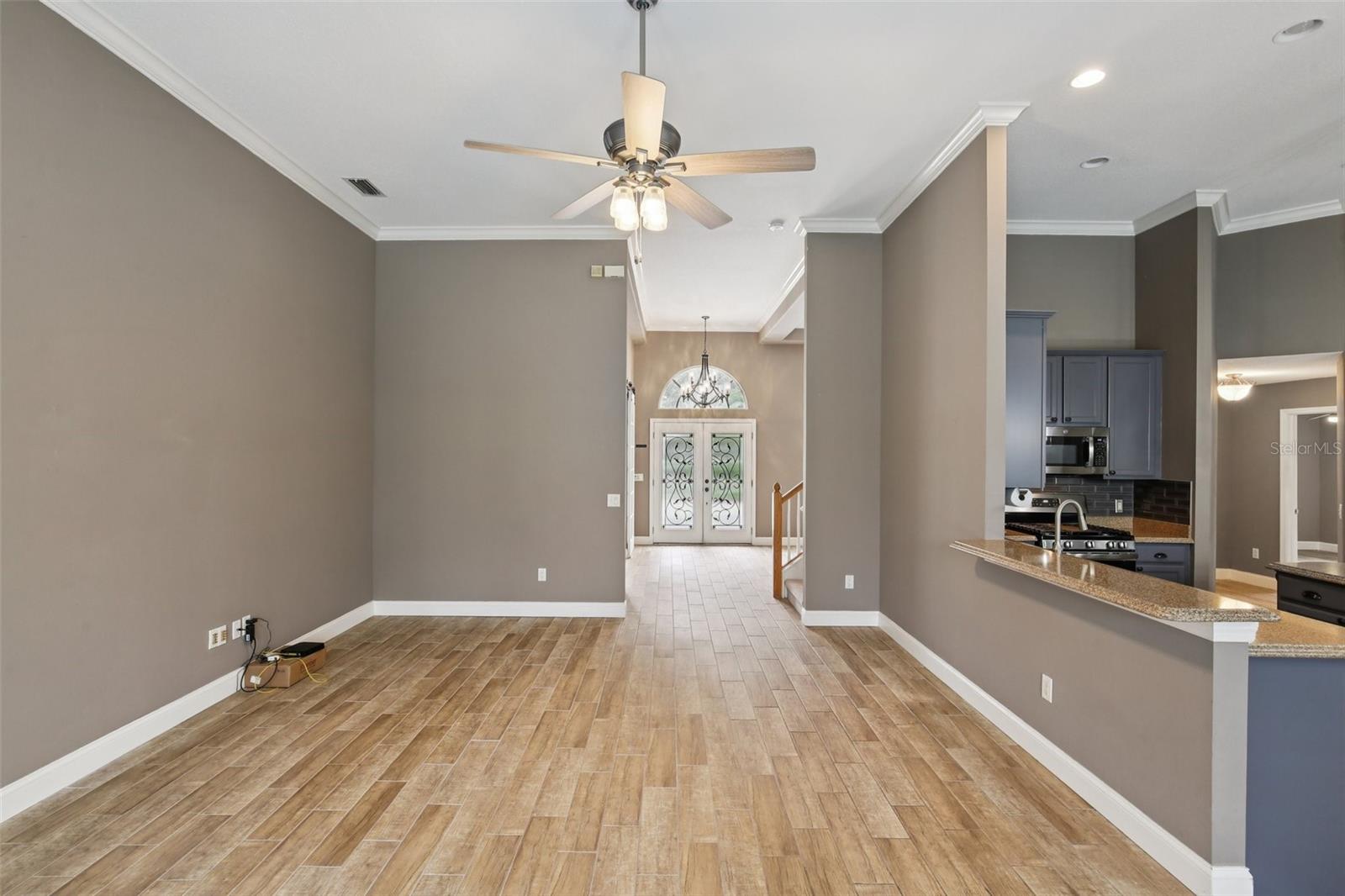 LIVING ROOM PROVIDES SPACE FOR ALL FAMILY AND GUESTS!