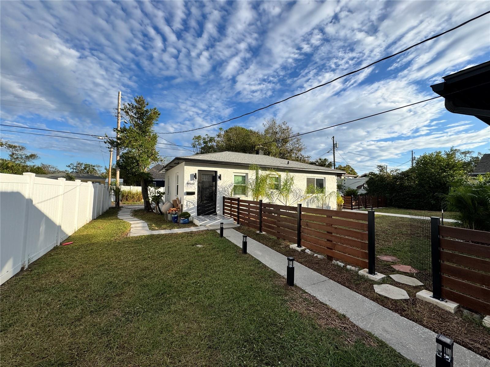 ADDITIONAL DWELLING UNIT DETACHED 1/1