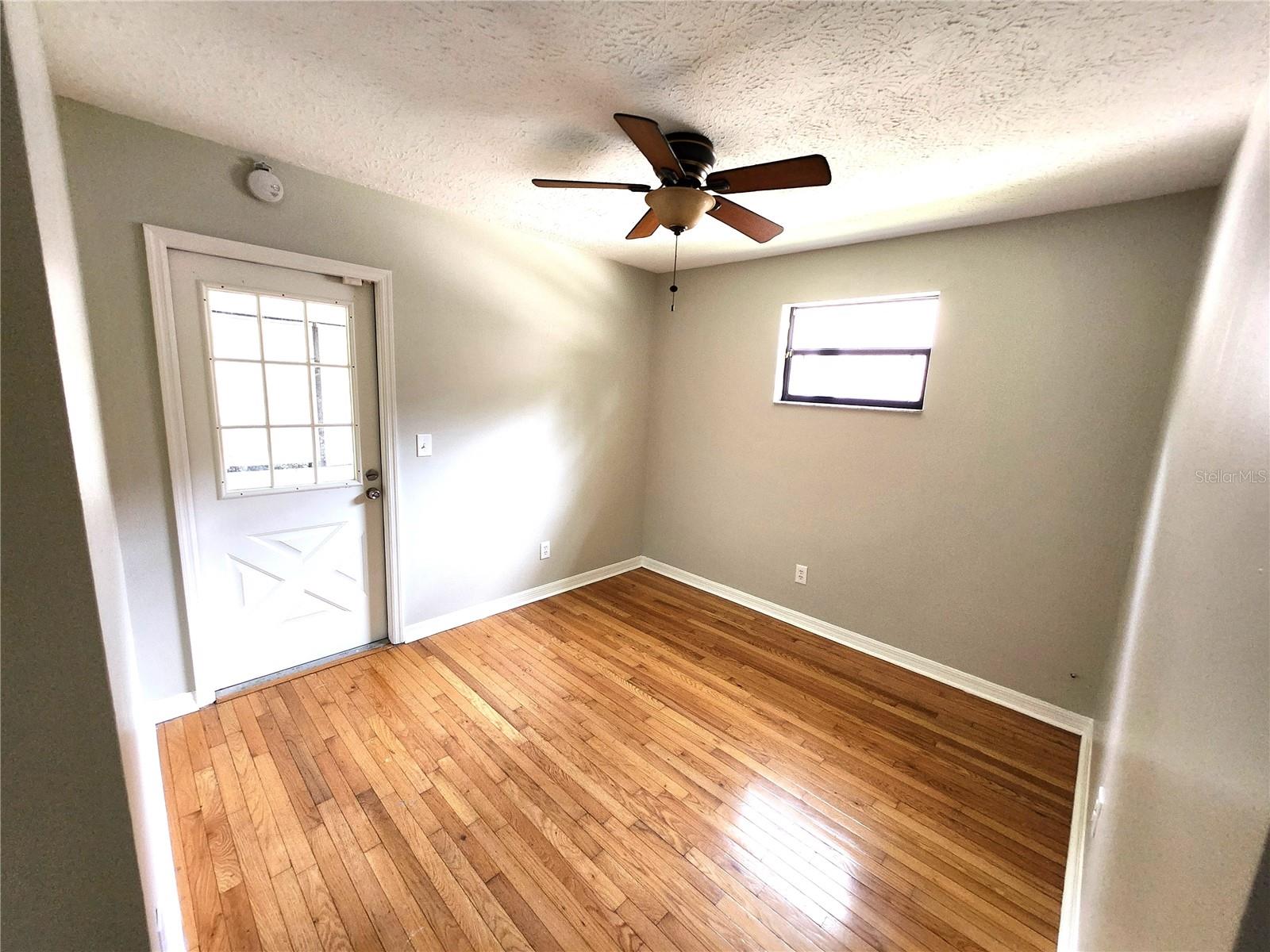 Dining Room/Office space
