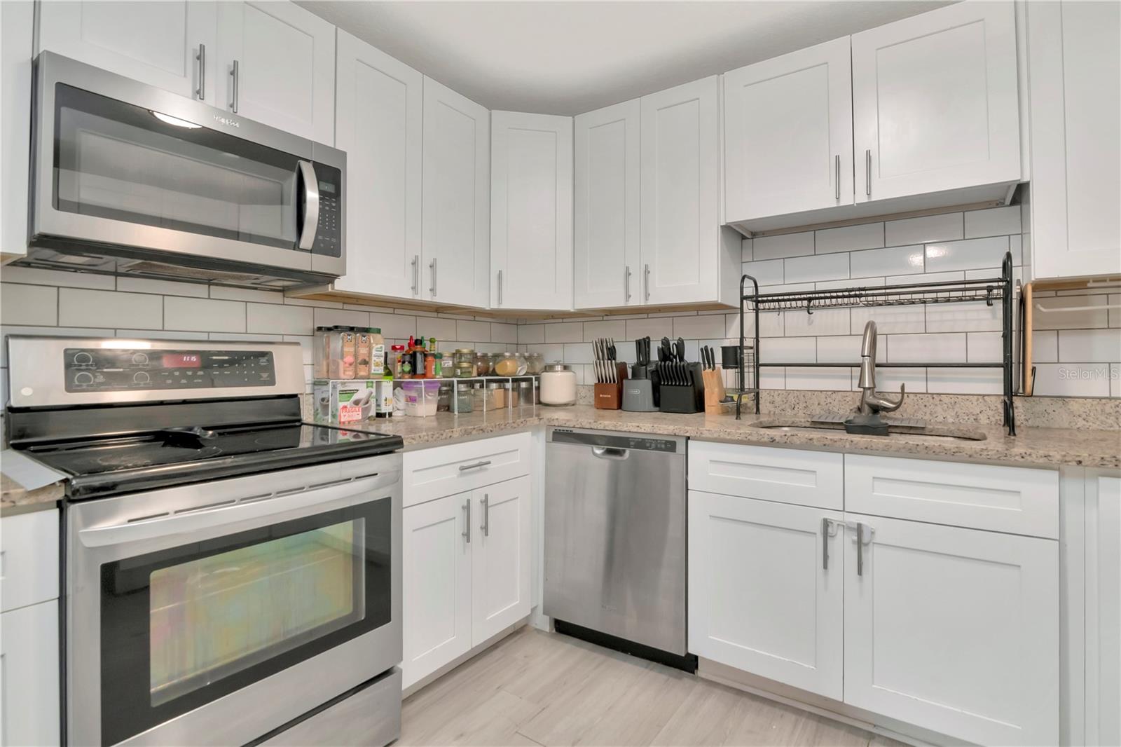 Beautifully Updated Kitchen