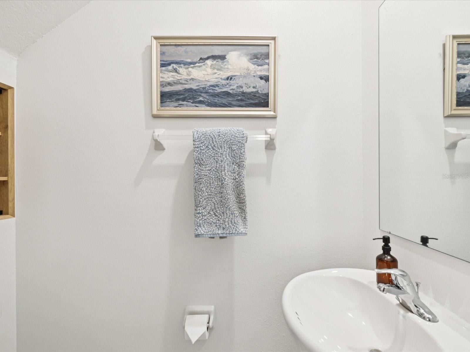 1/2 bath downstairs