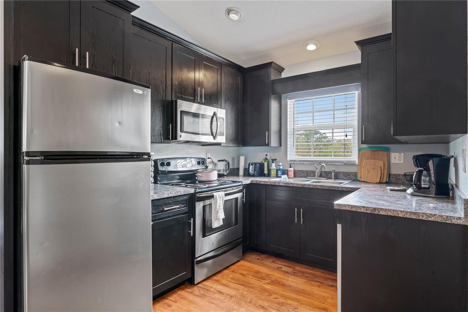 attached apartment kitchen