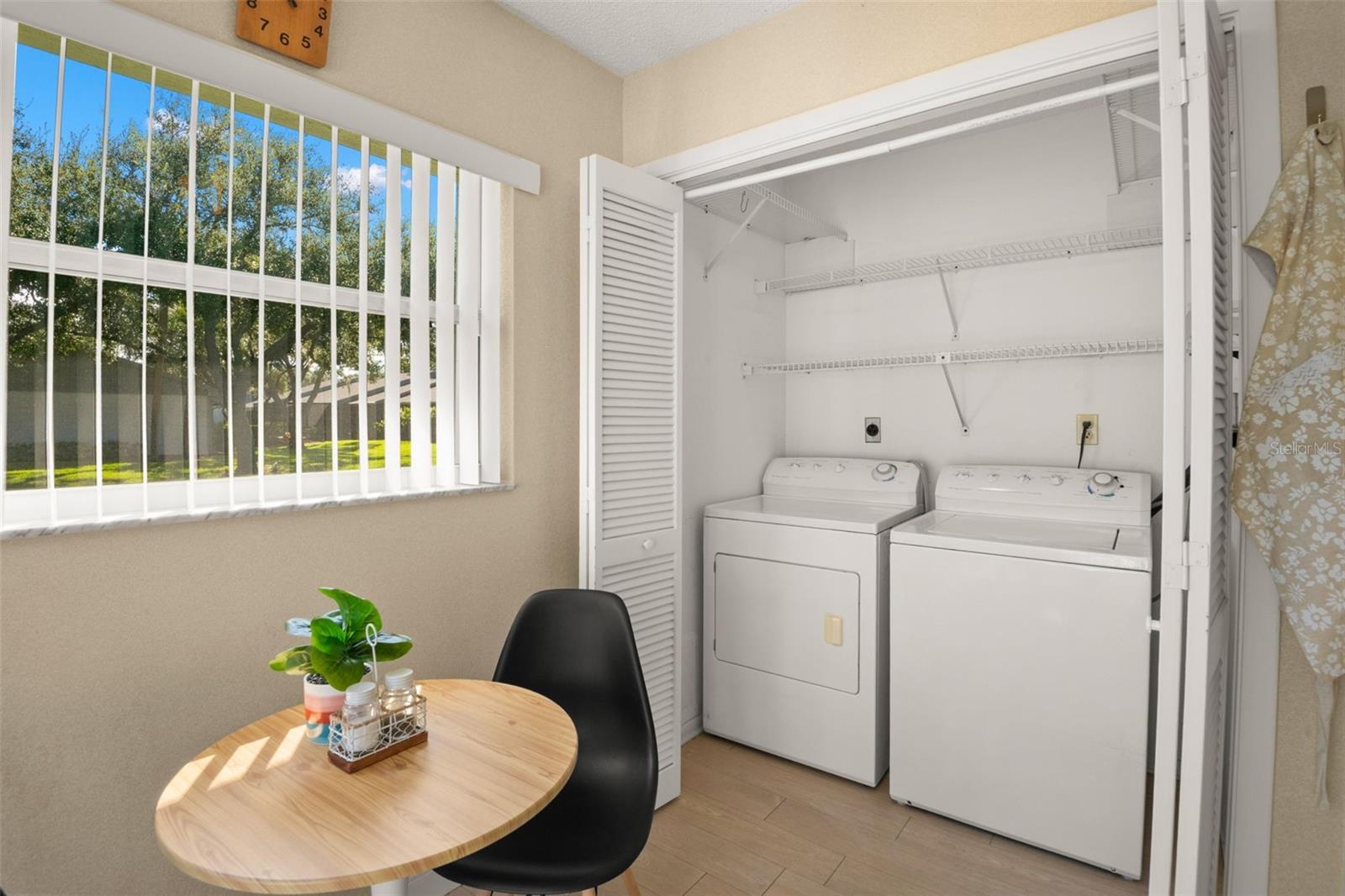 breakfast room & laundry