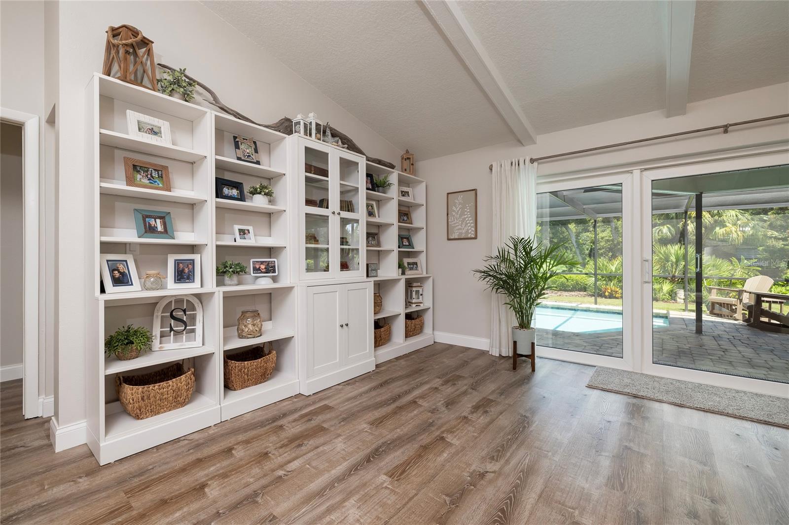 Built-ins in Family Room