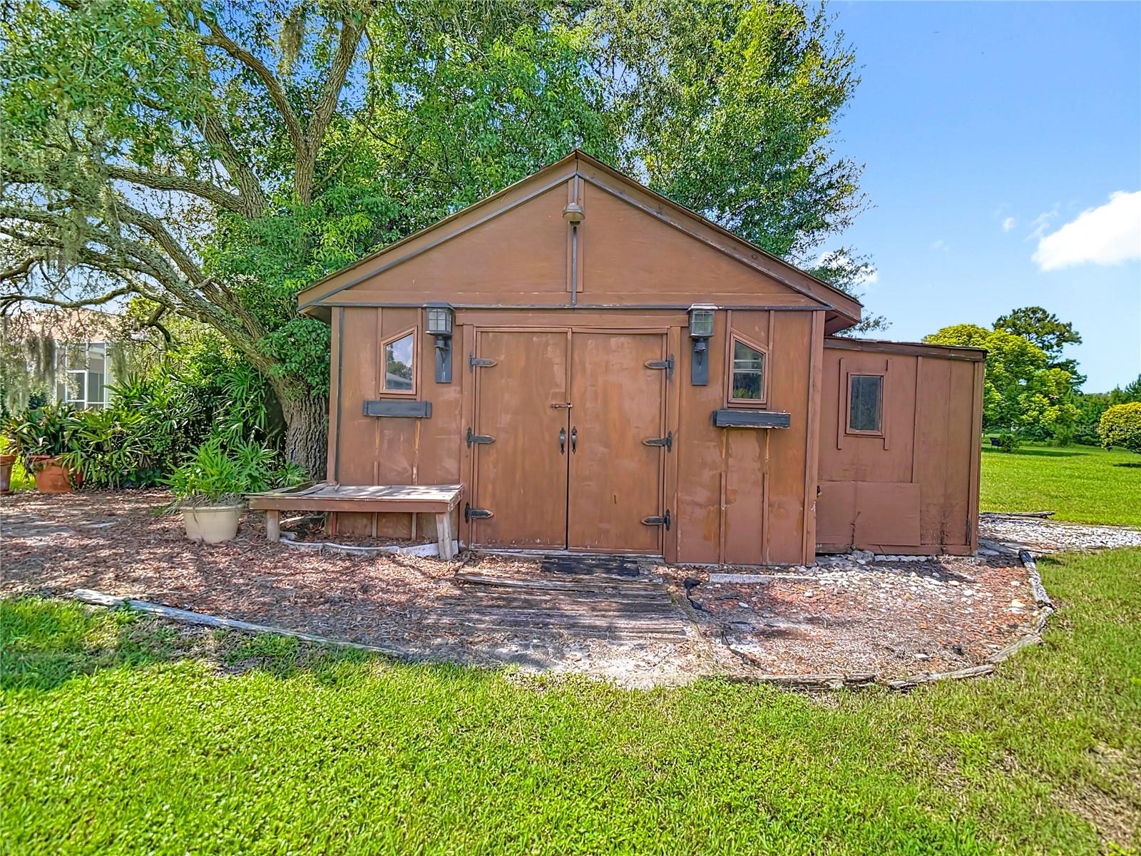 Shed on the property